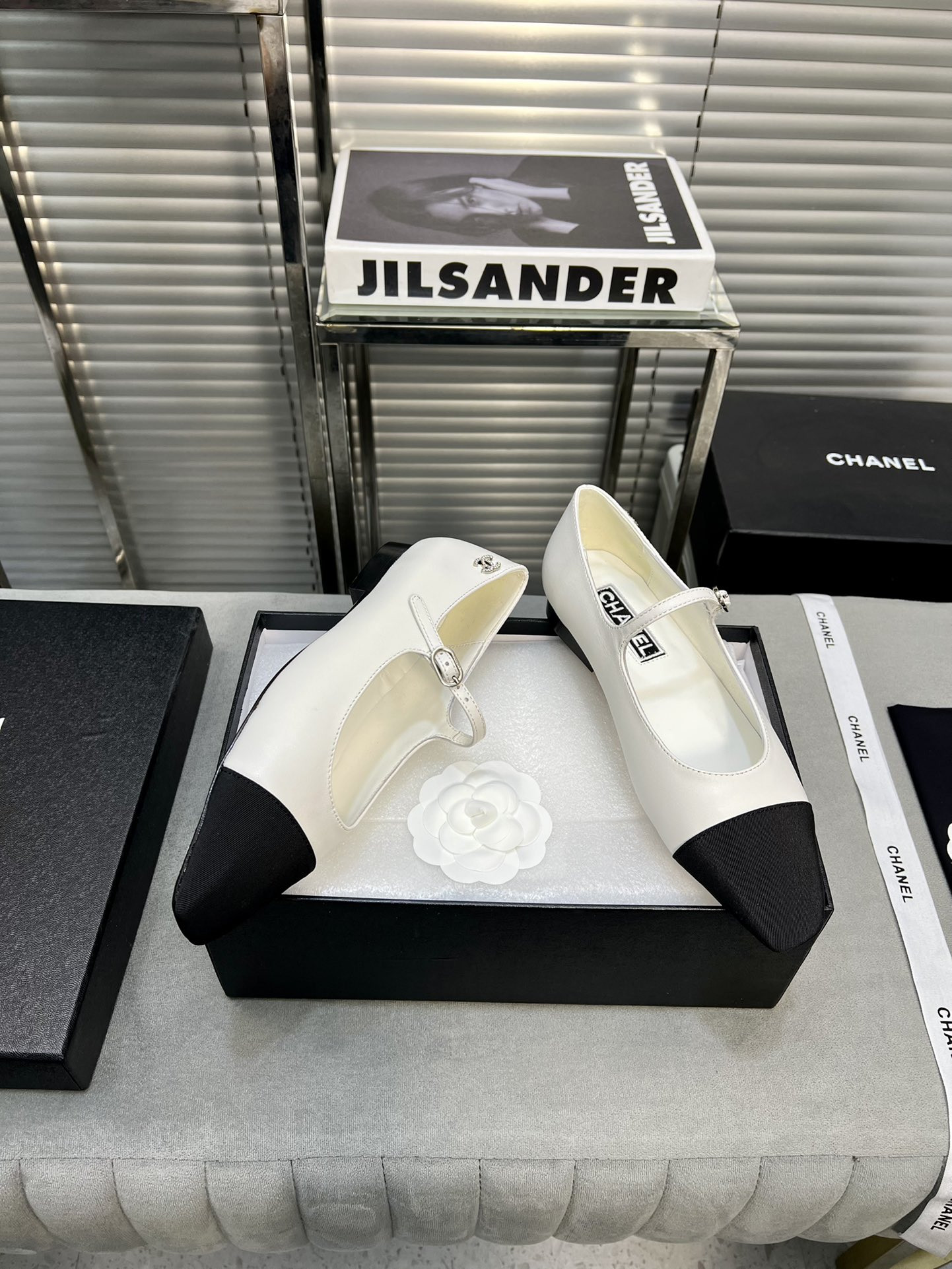 UA Ch**el MARY JANES  Lambskin