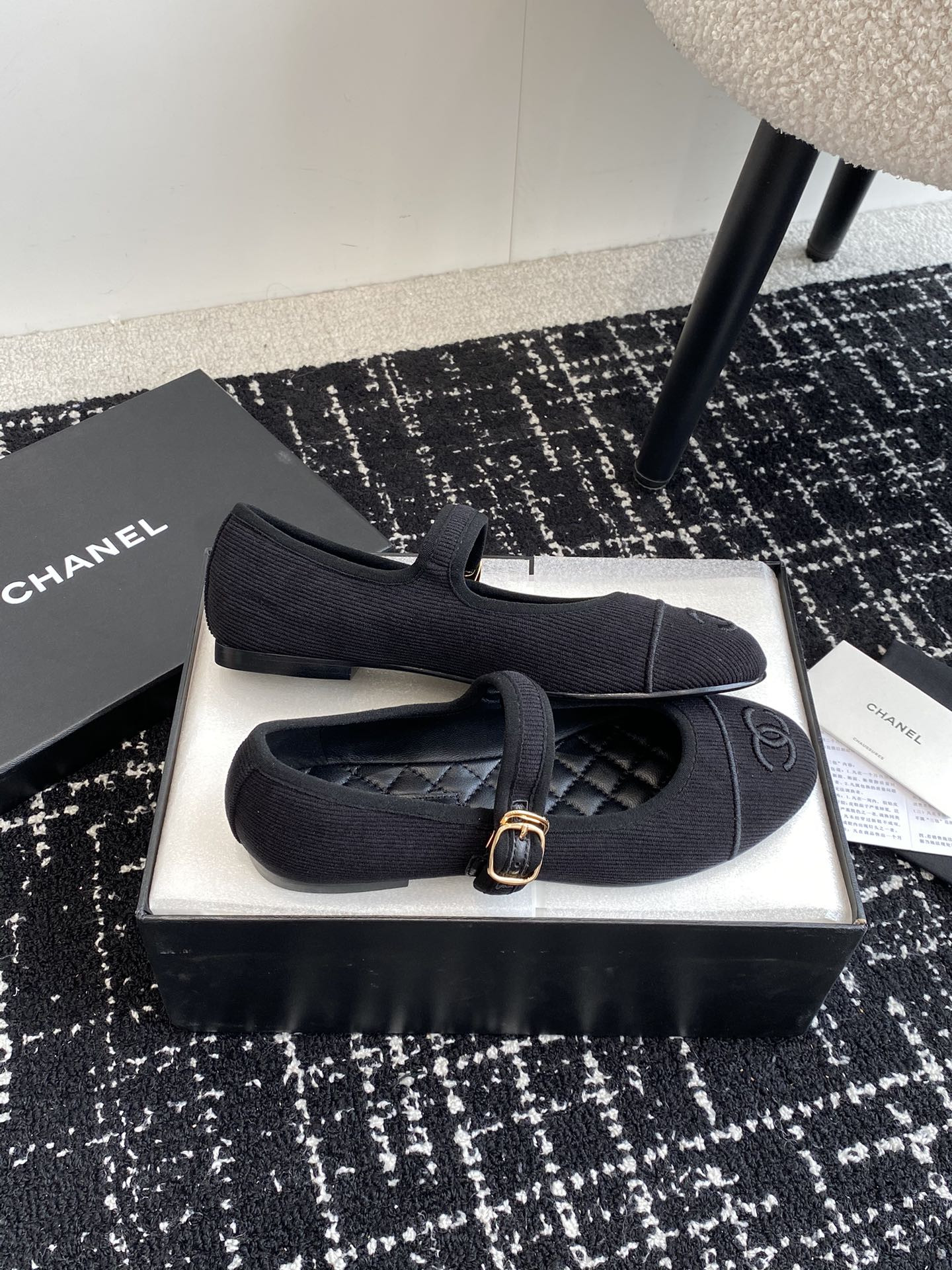 UA Ch**el MARY JANES  Cotton & Silk