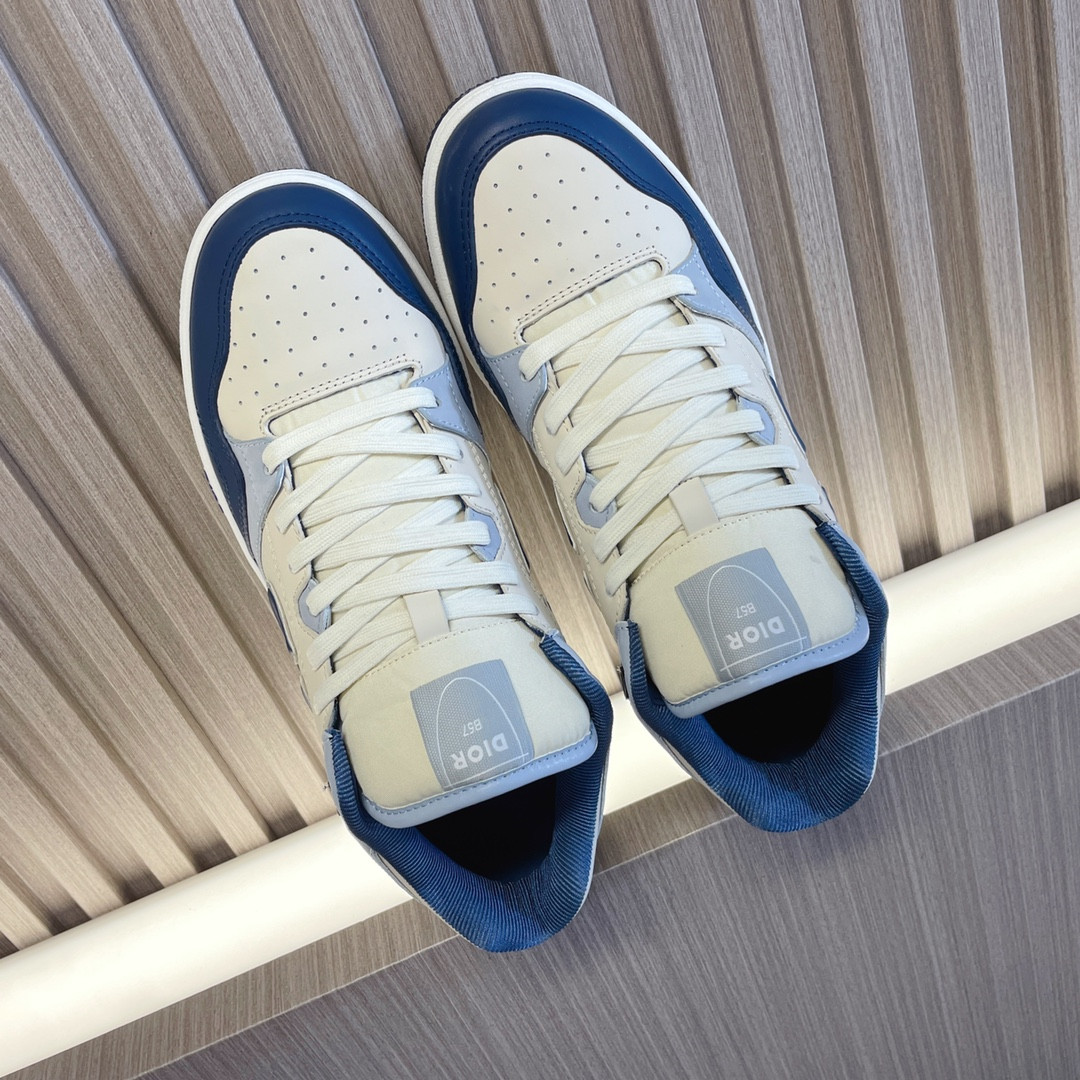 UA D10r B57 Mid-Top Sneaker