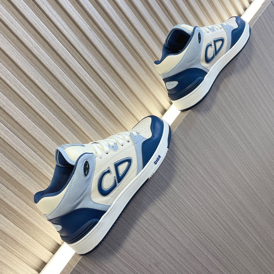 UA D10r B57 Mid-Top Sneaker