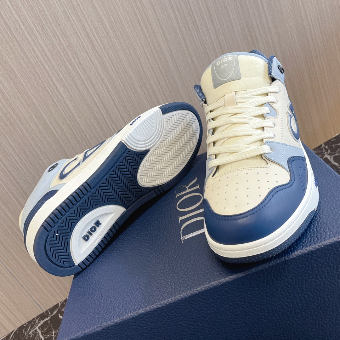 UA D10r B57 Mid-Top Sneaker