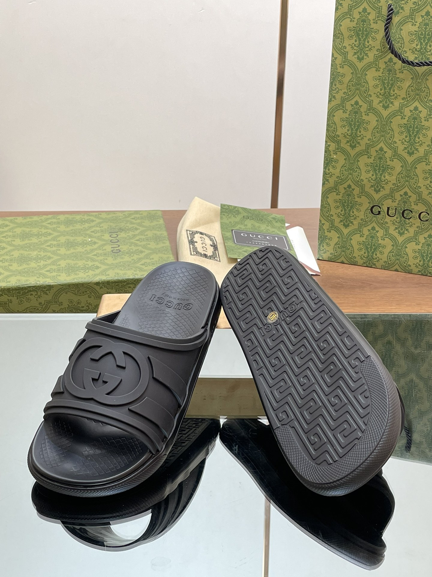 UA Gvc*1 INTERLOCKING G SLIDE SANDAL