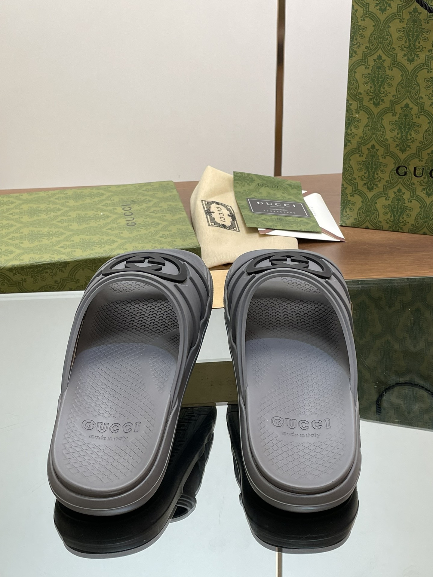 UA Gvc*1 INTERLOCKING G SLIDE SANDAL