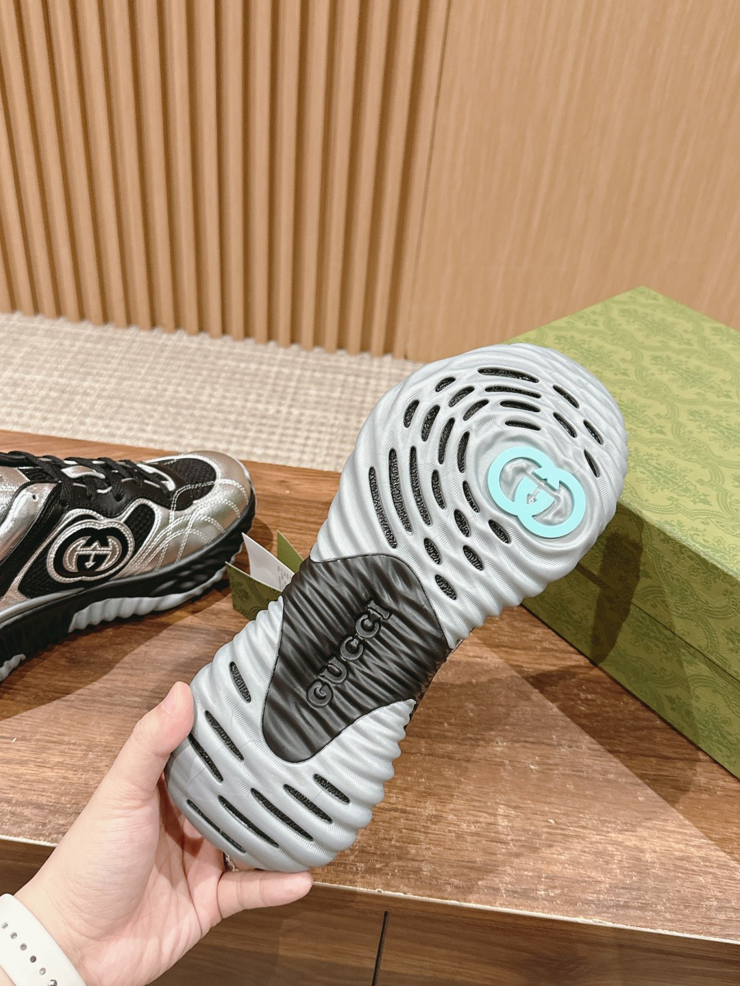 UA Gvc*1 RIPPLE SNEAKER