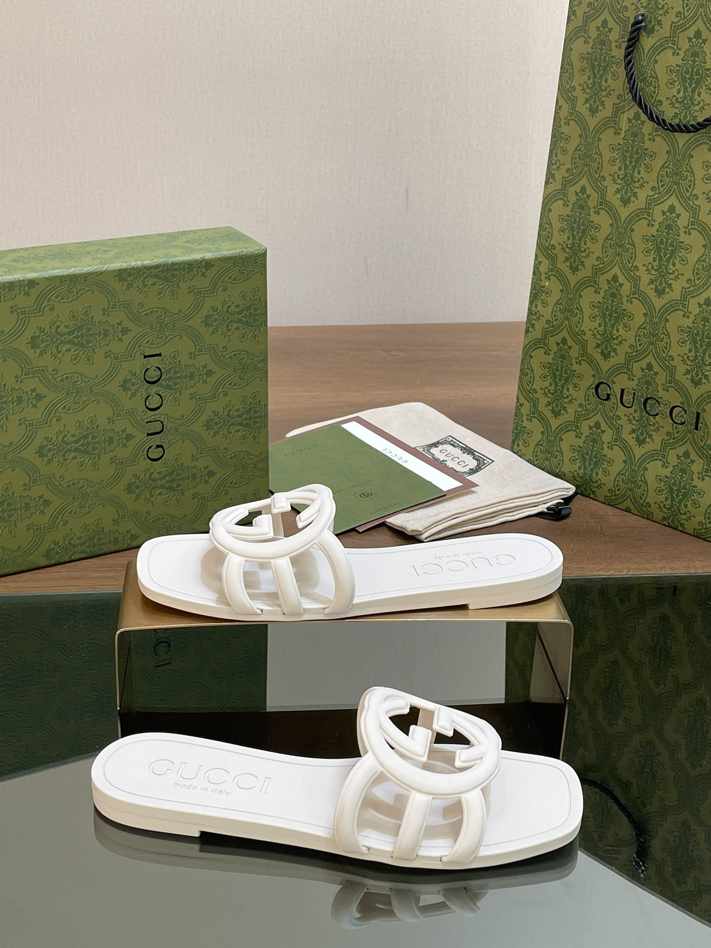 UA Gvc*1 INTERLOCKING G SLIDE SANDAL White