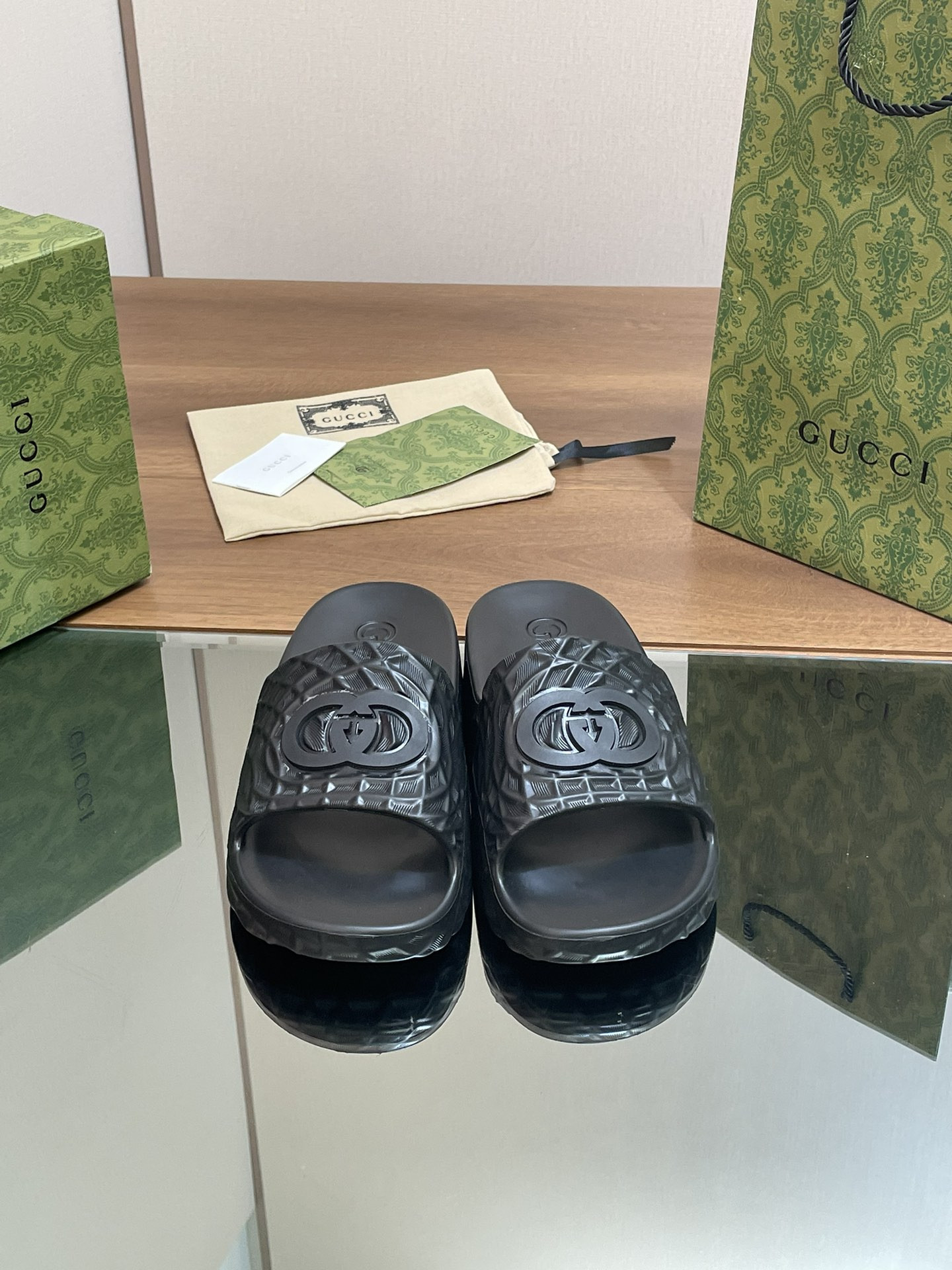 UA Gvc*1 INTERLOCKING G SLIDE SANDAL Black