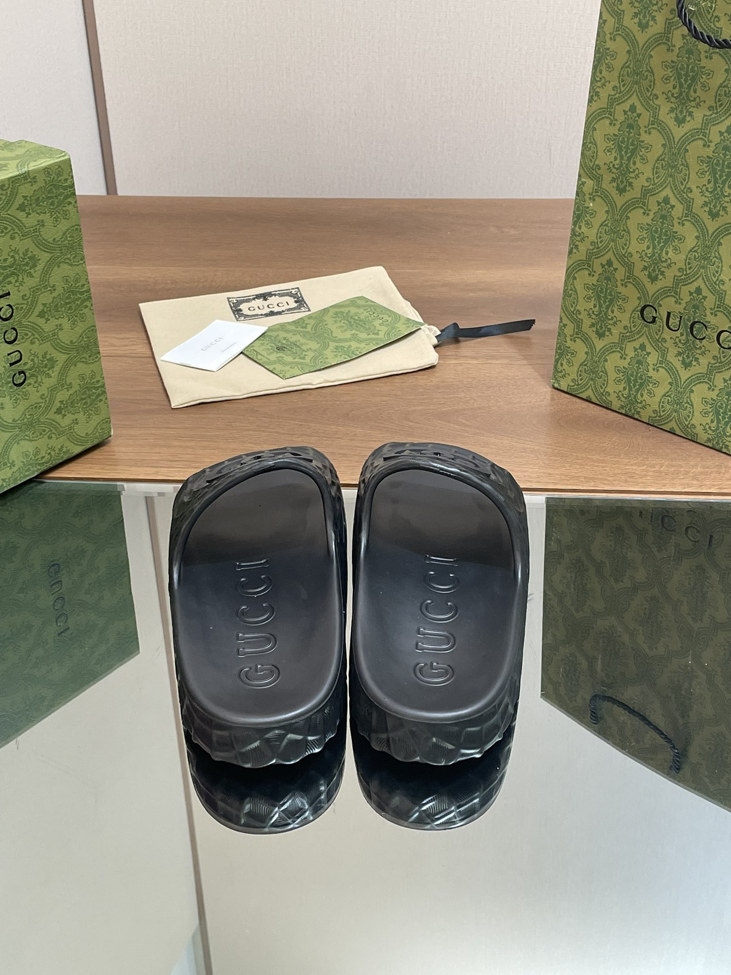 UA Gvc*1 INTERLOCKING G SLIDE SANDAL Black