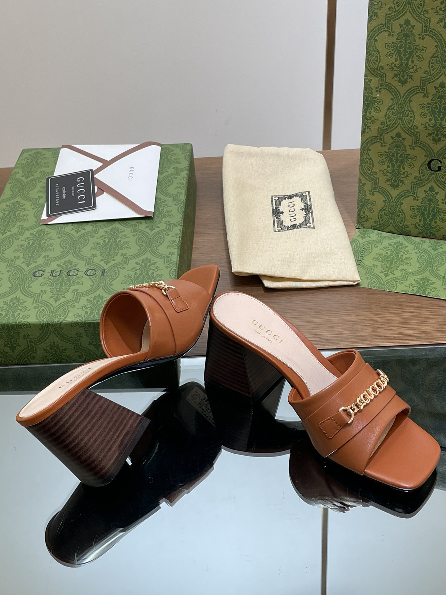 UA Gvc*1 SIGNORIA SLIDE SANDAL