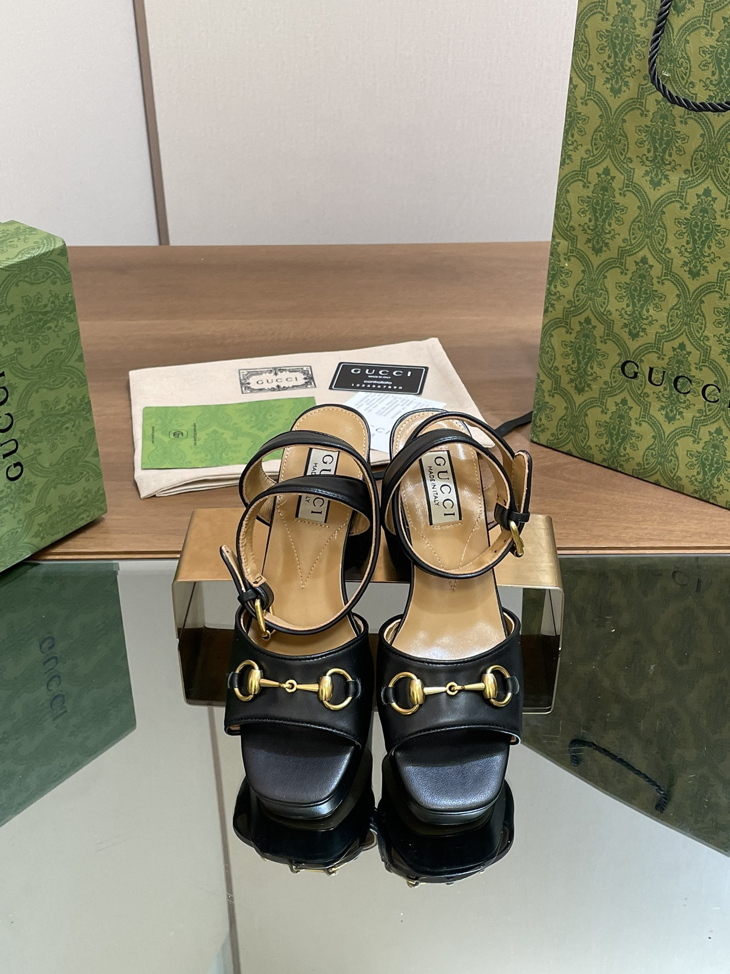 UA Gvc*1 HORSEBIT PLATFORM SANDAL