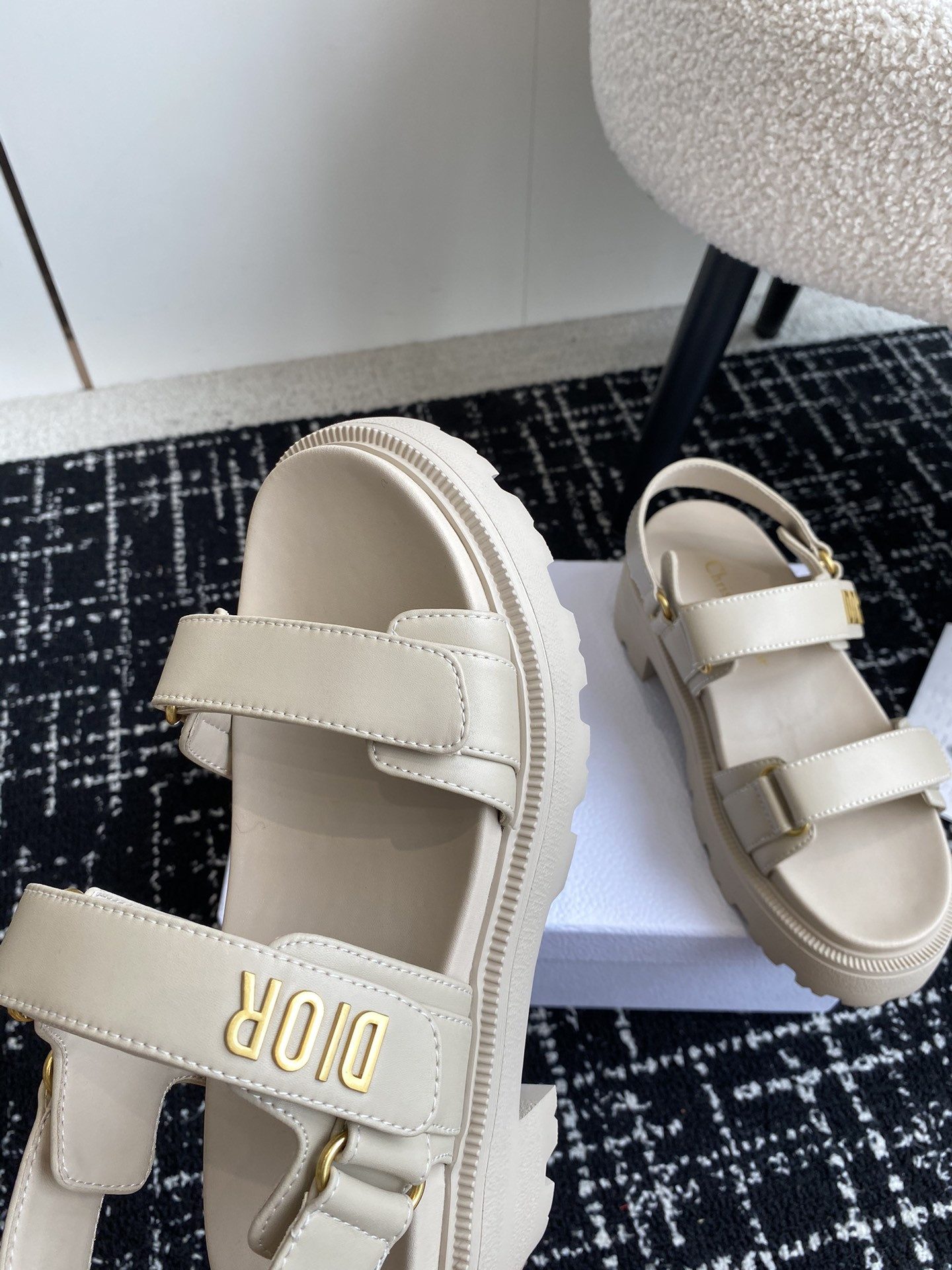 UA D10ract Platform Sandal