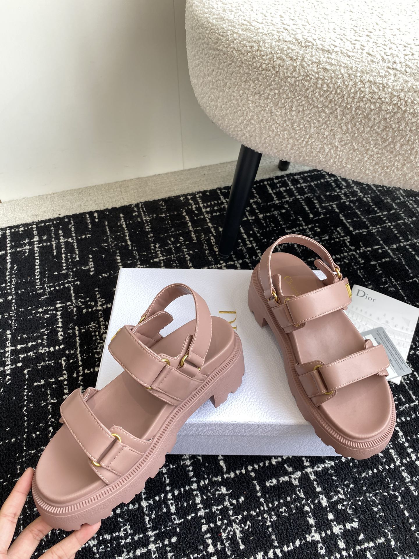 UA D10ract Platform Sandal
