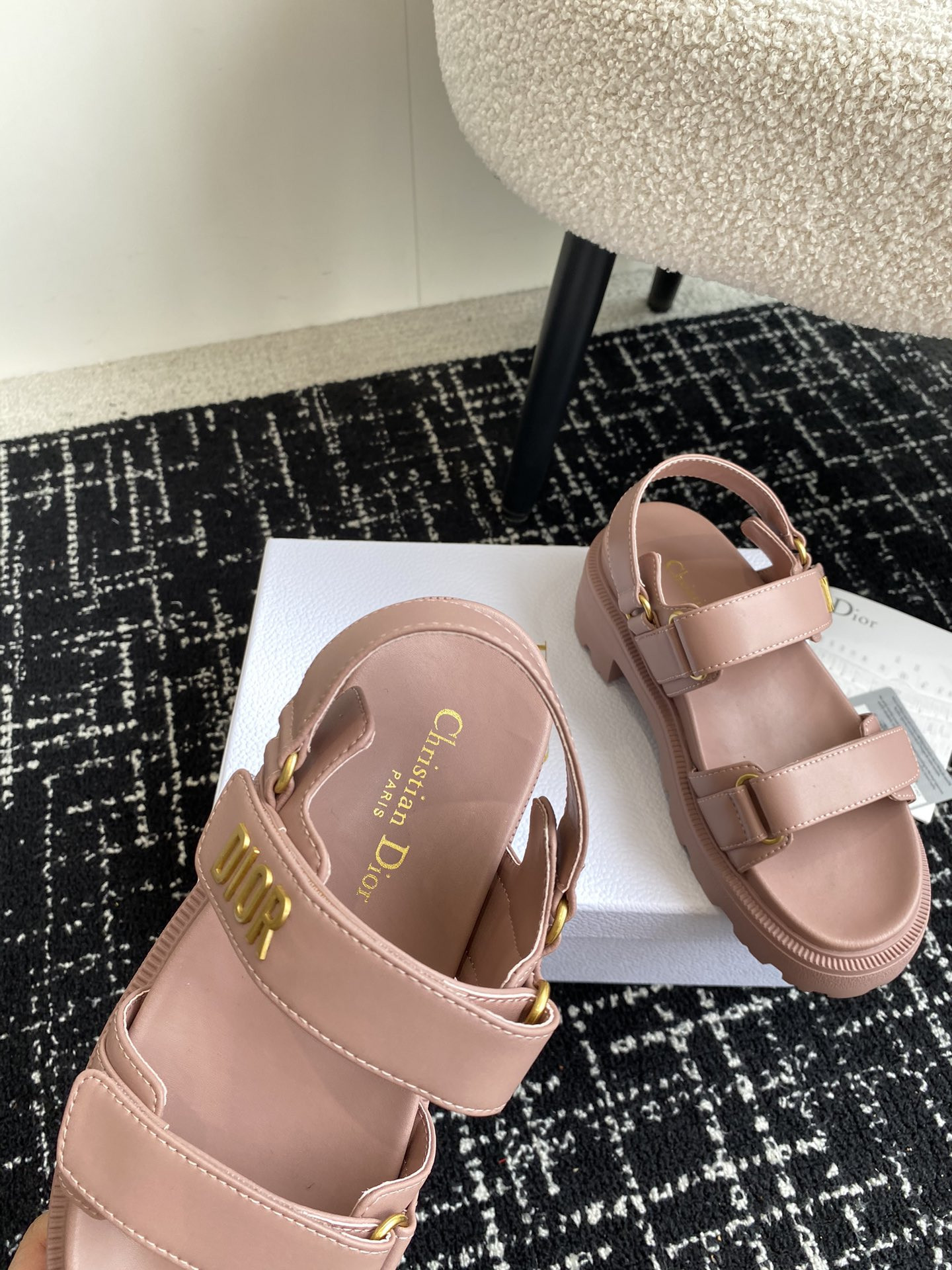 UA D10ract Platform Sandal