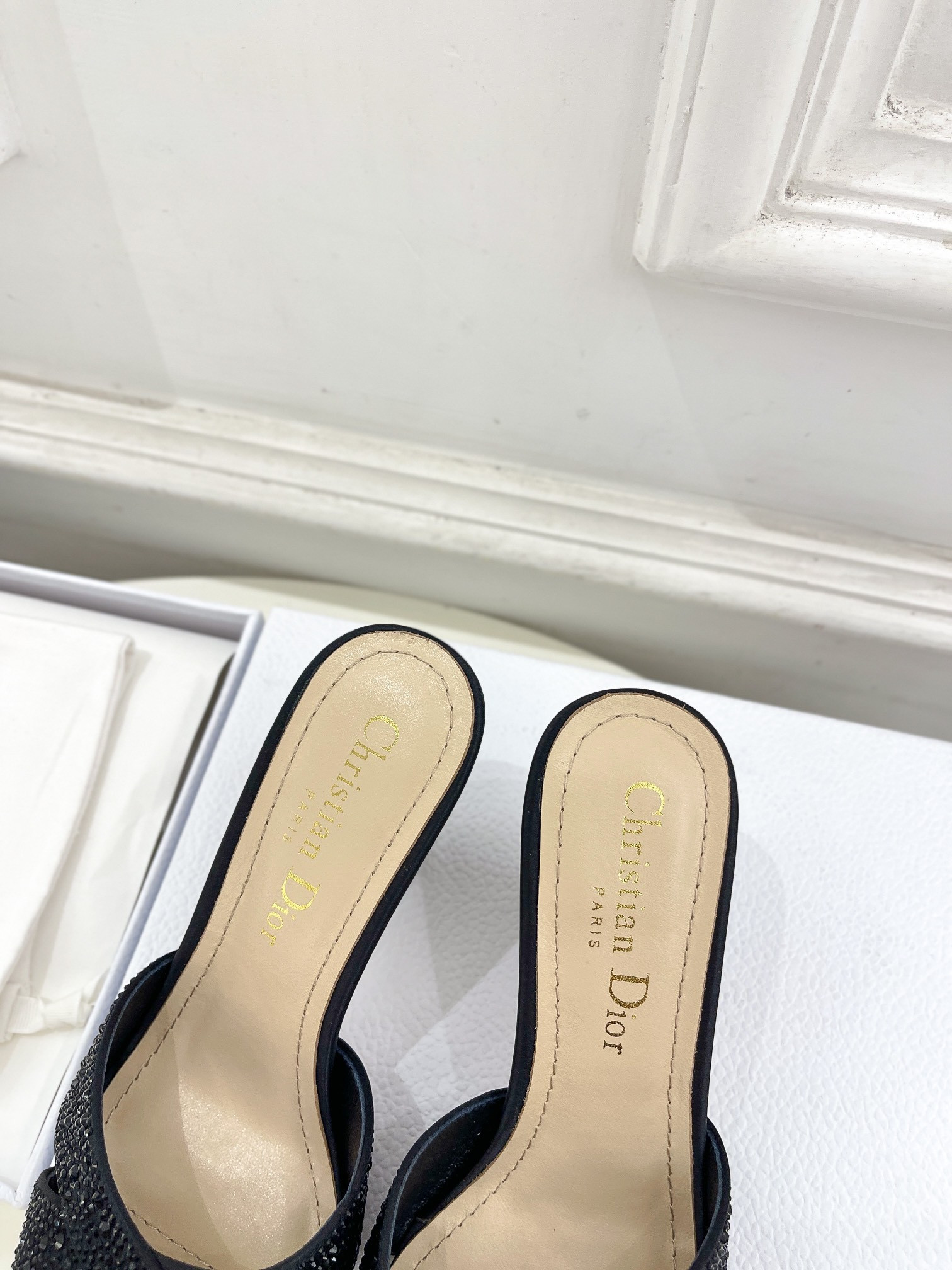 UA D10r Tribales Heeled Slide