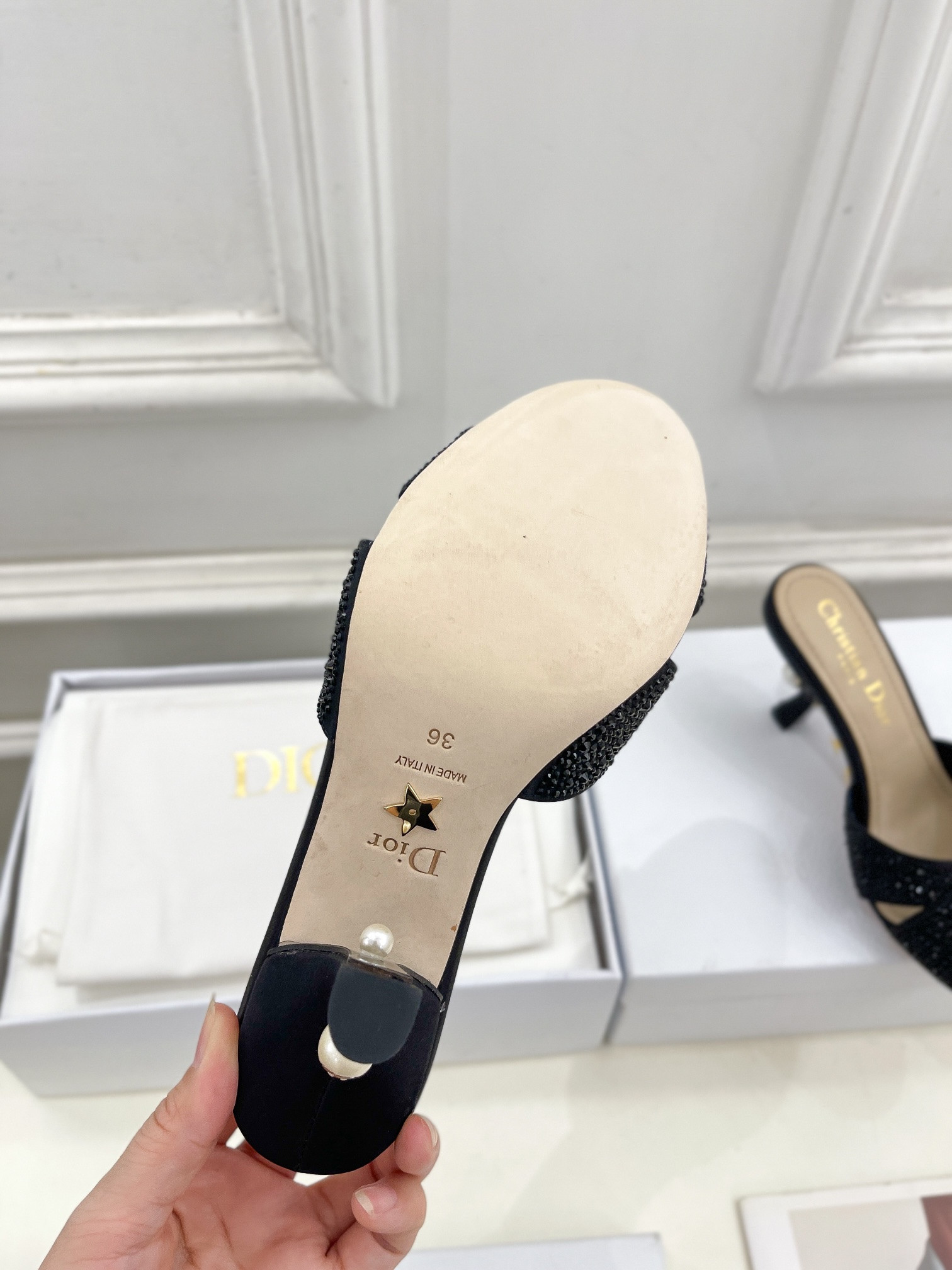 UA D10r Tribales Heeled Slide