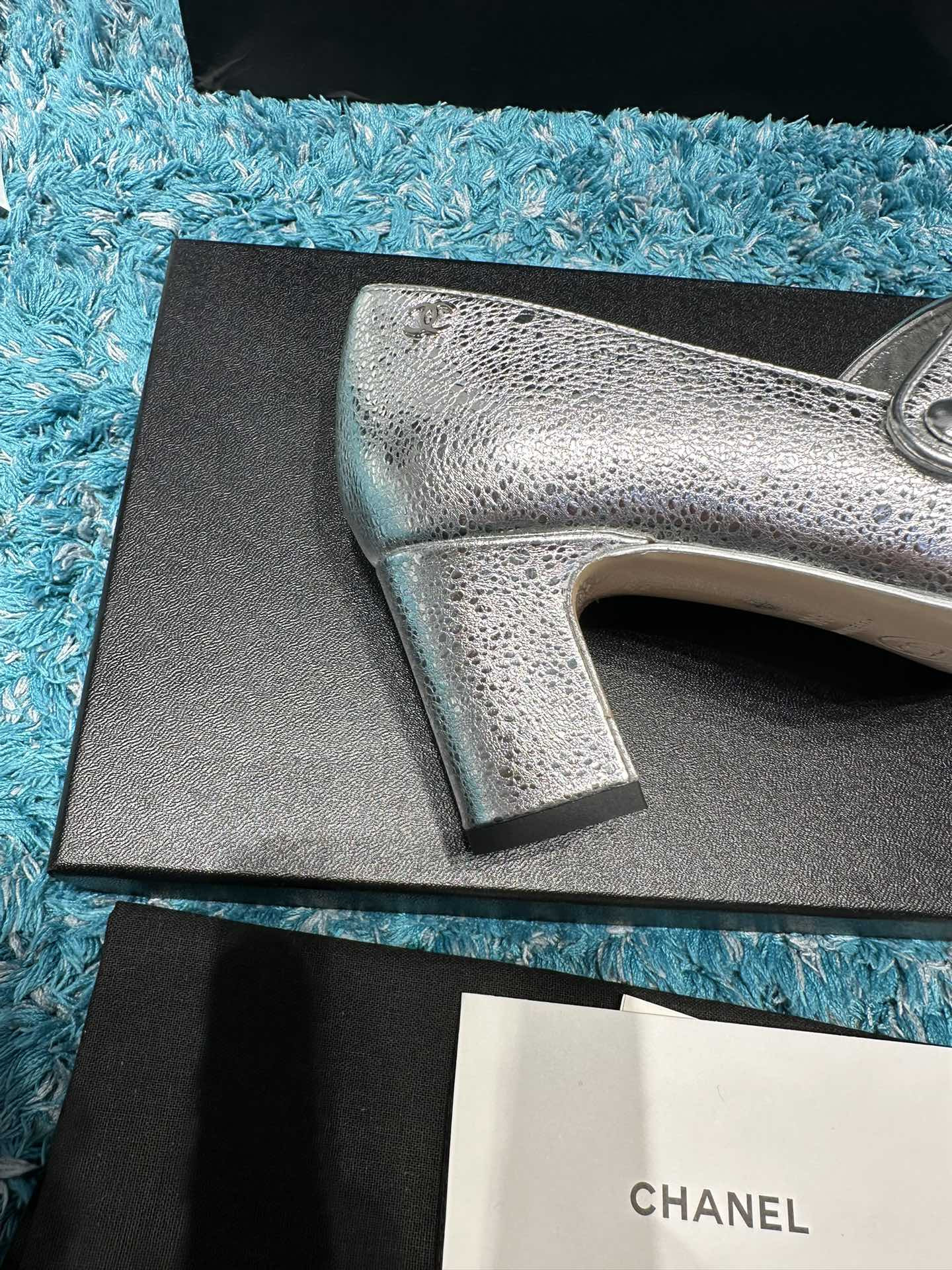 UA Ch**el MARY JANES Pump