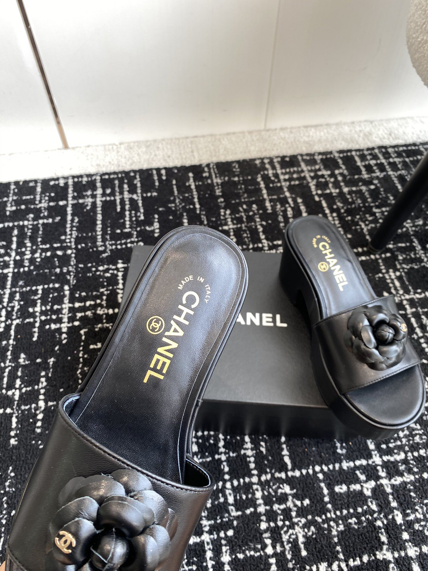 UA Ch**el MULES Platform Heels