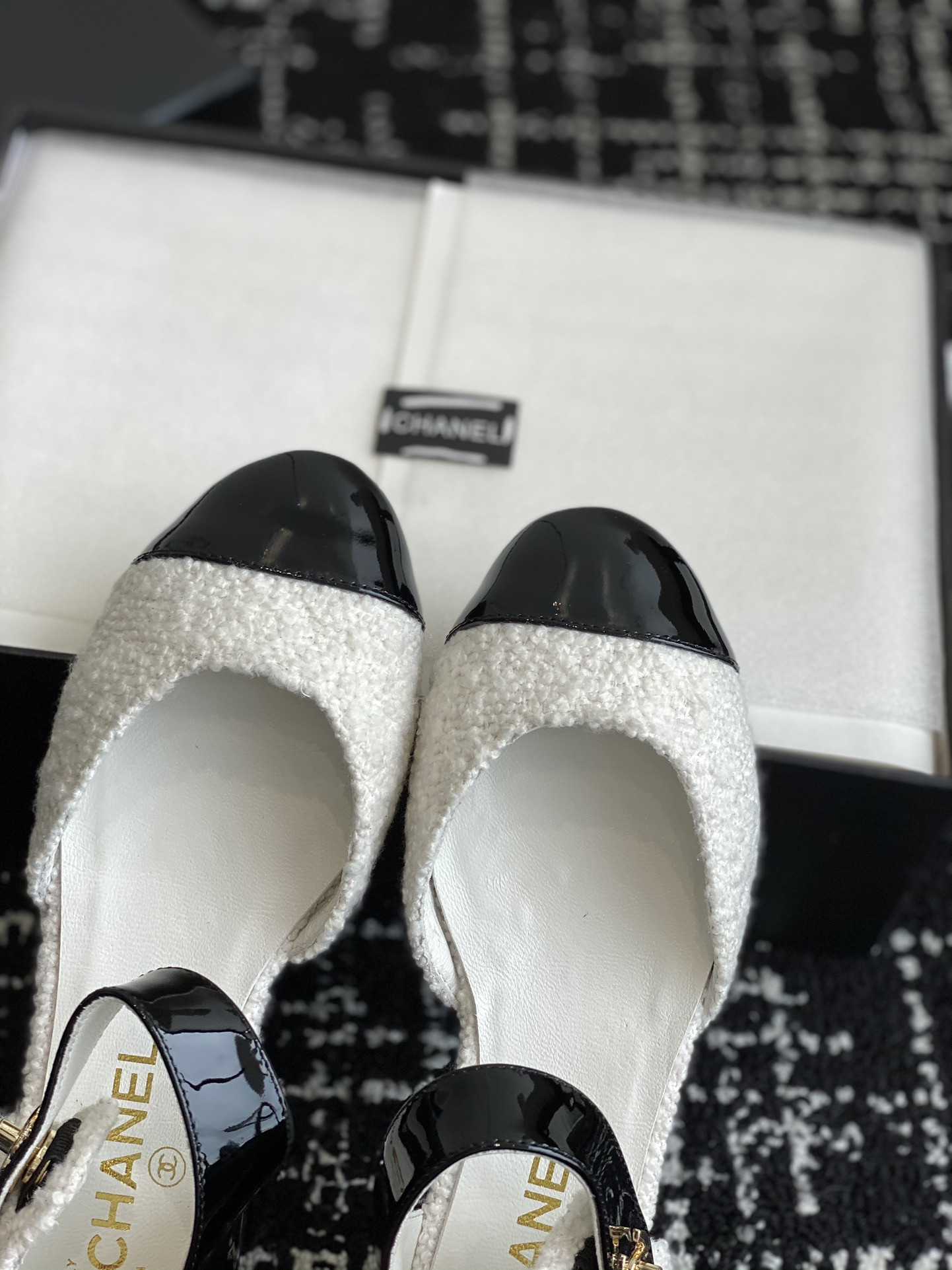 UA Ch**el MARY JANES