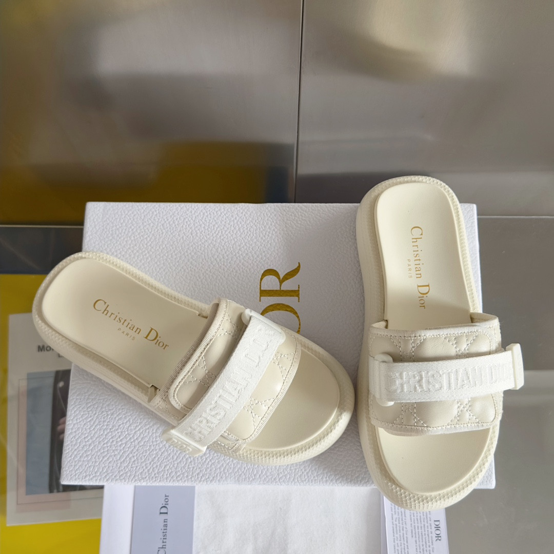 UA D10riviera Dio(r)evolution Slide White