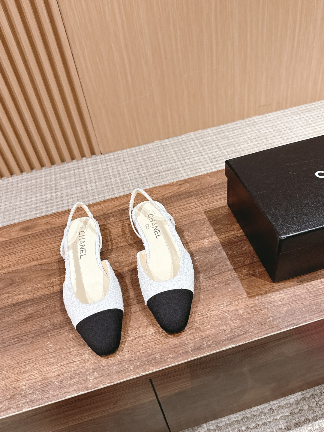 UA Ch**el SLINGBACKS FLAT