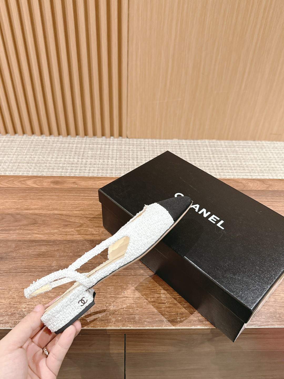 UA Ch**el SLINGBACKS FLAT