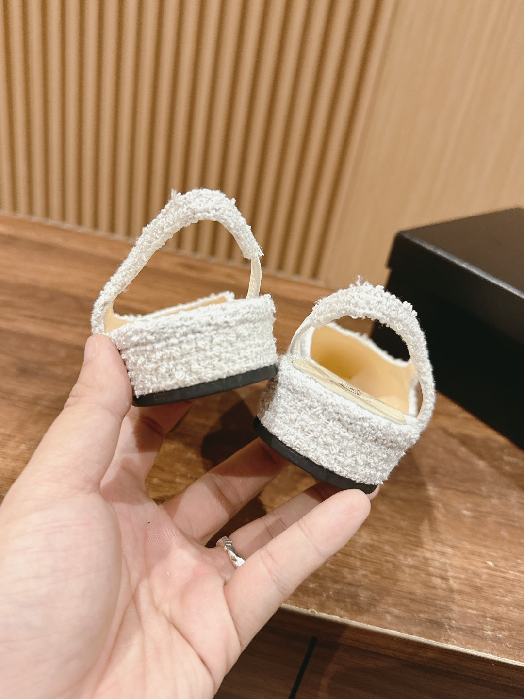 UA Ch**el SLINGBACKS FLAT