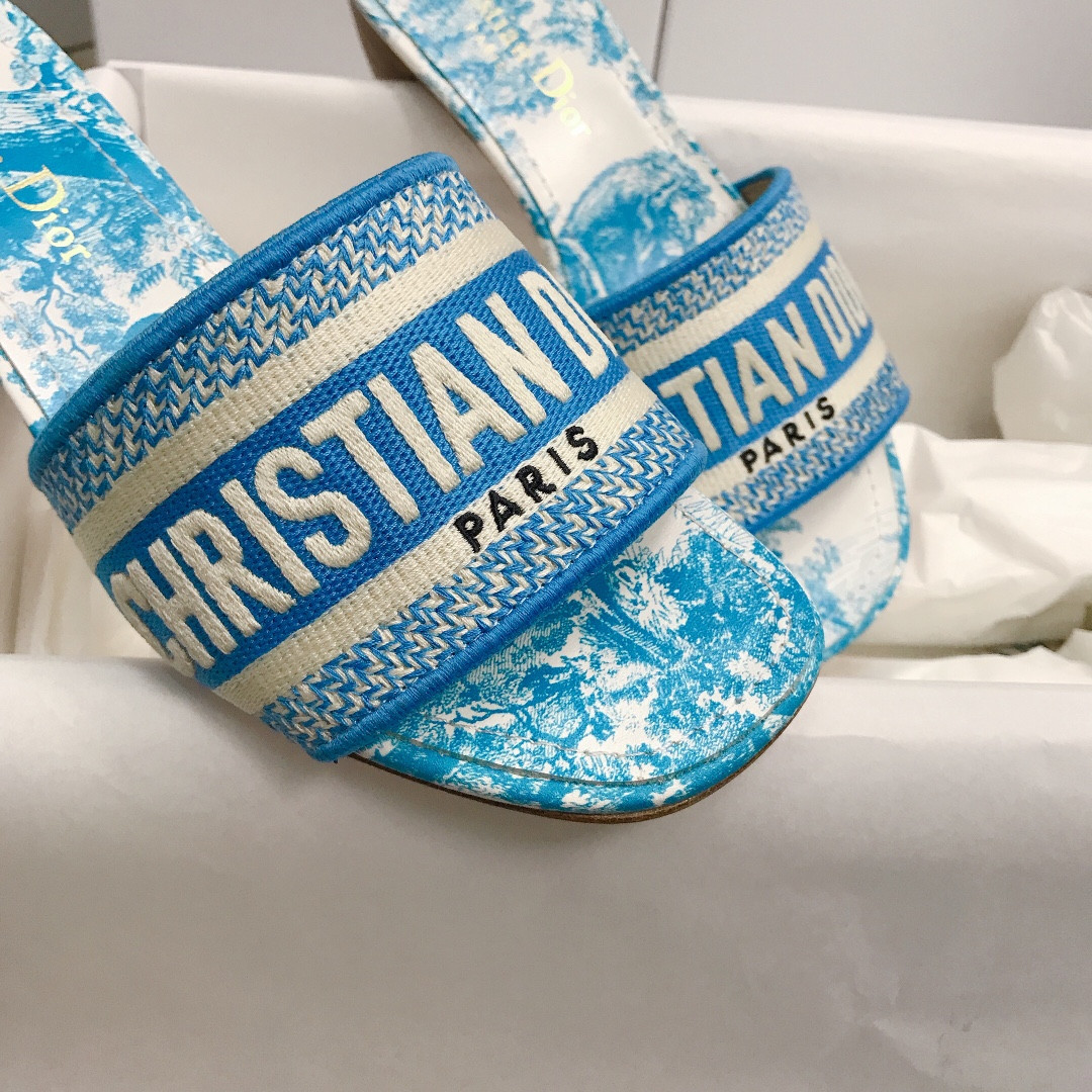 UA D10r Dway Heeled Slide