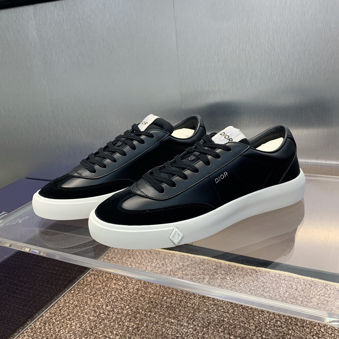 UA D10r B101 Sneaker