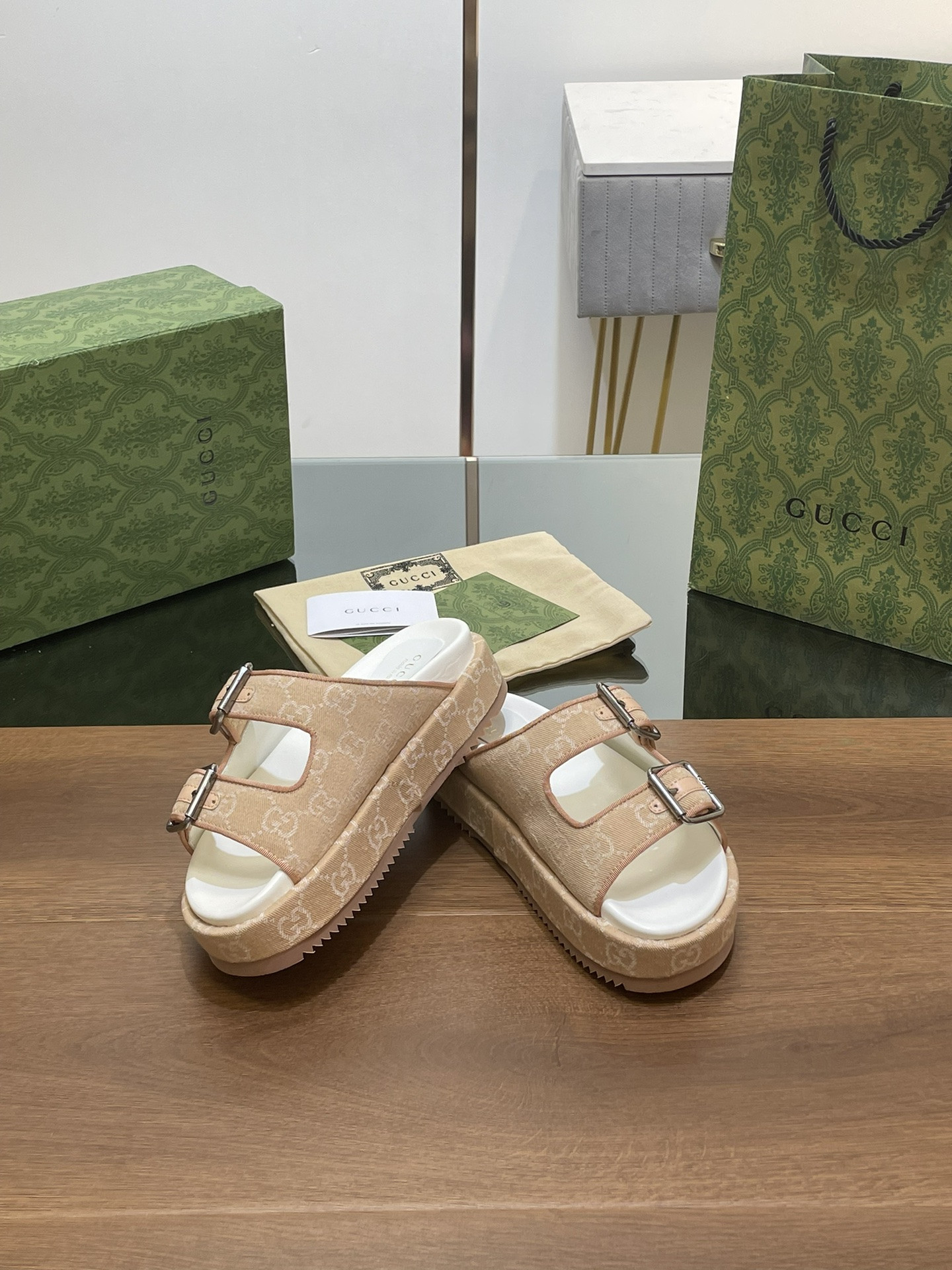 UA Gvc*1 SANDAL WITH DOUBLE G