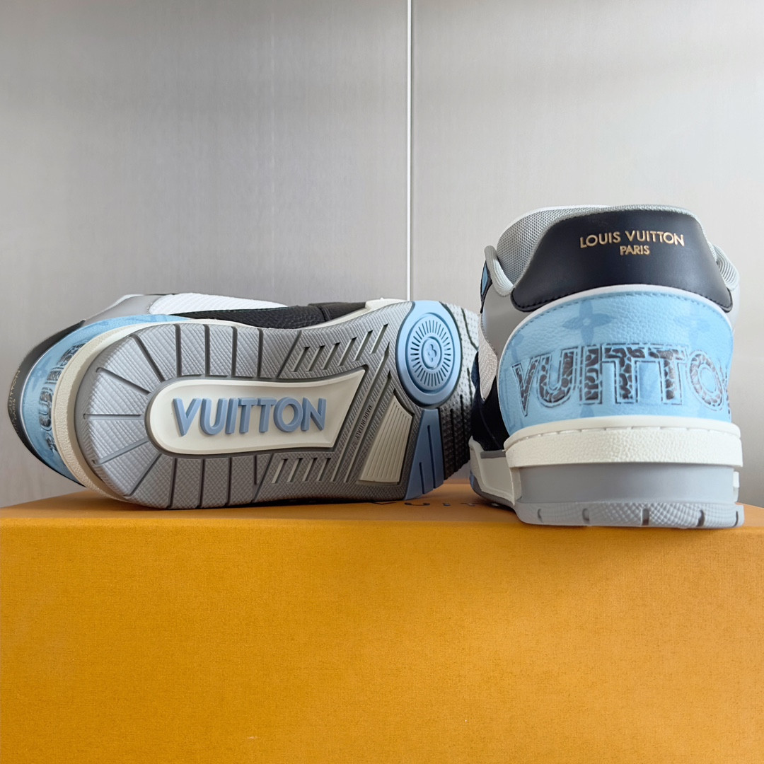 UA LV Trainer Sneaker