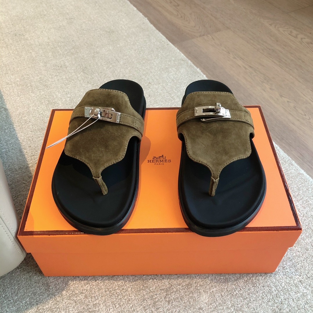 UA H**me5 Empire Sandal