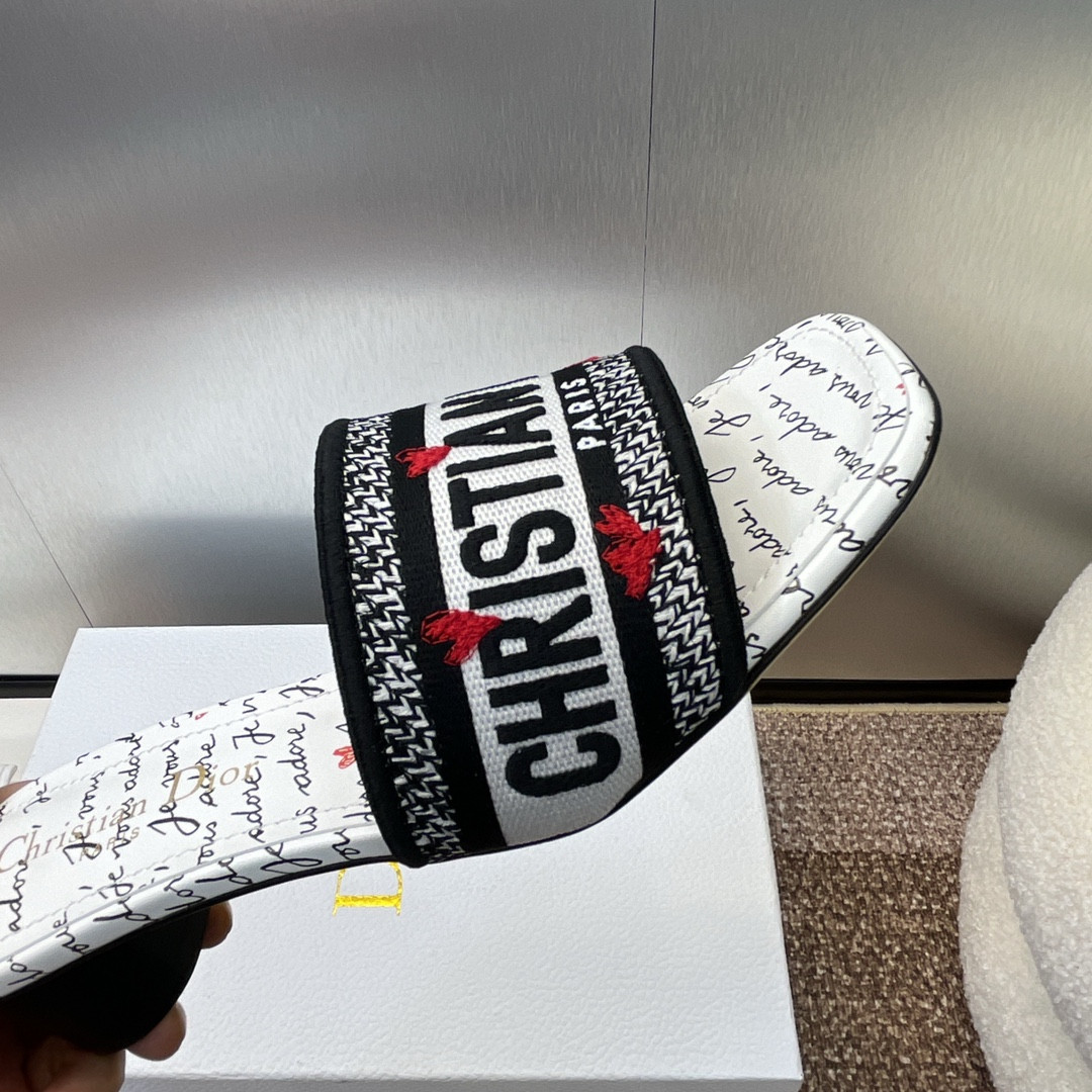 UA D10ramour Dway Heeled Slide