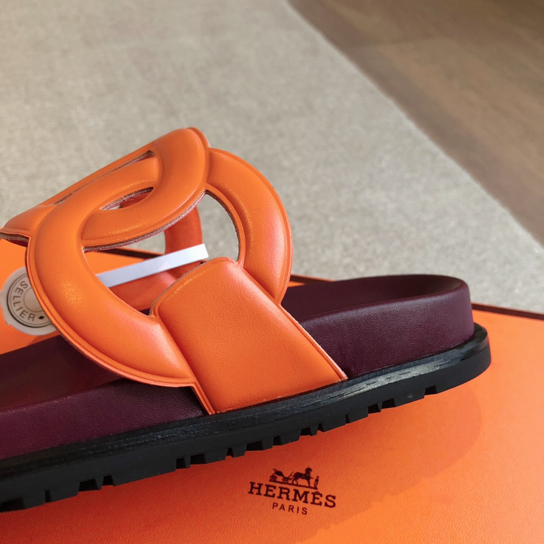 UA H**me5 Extra sandal