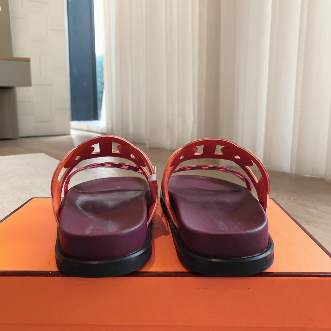 UA H**me5 Extra sandal