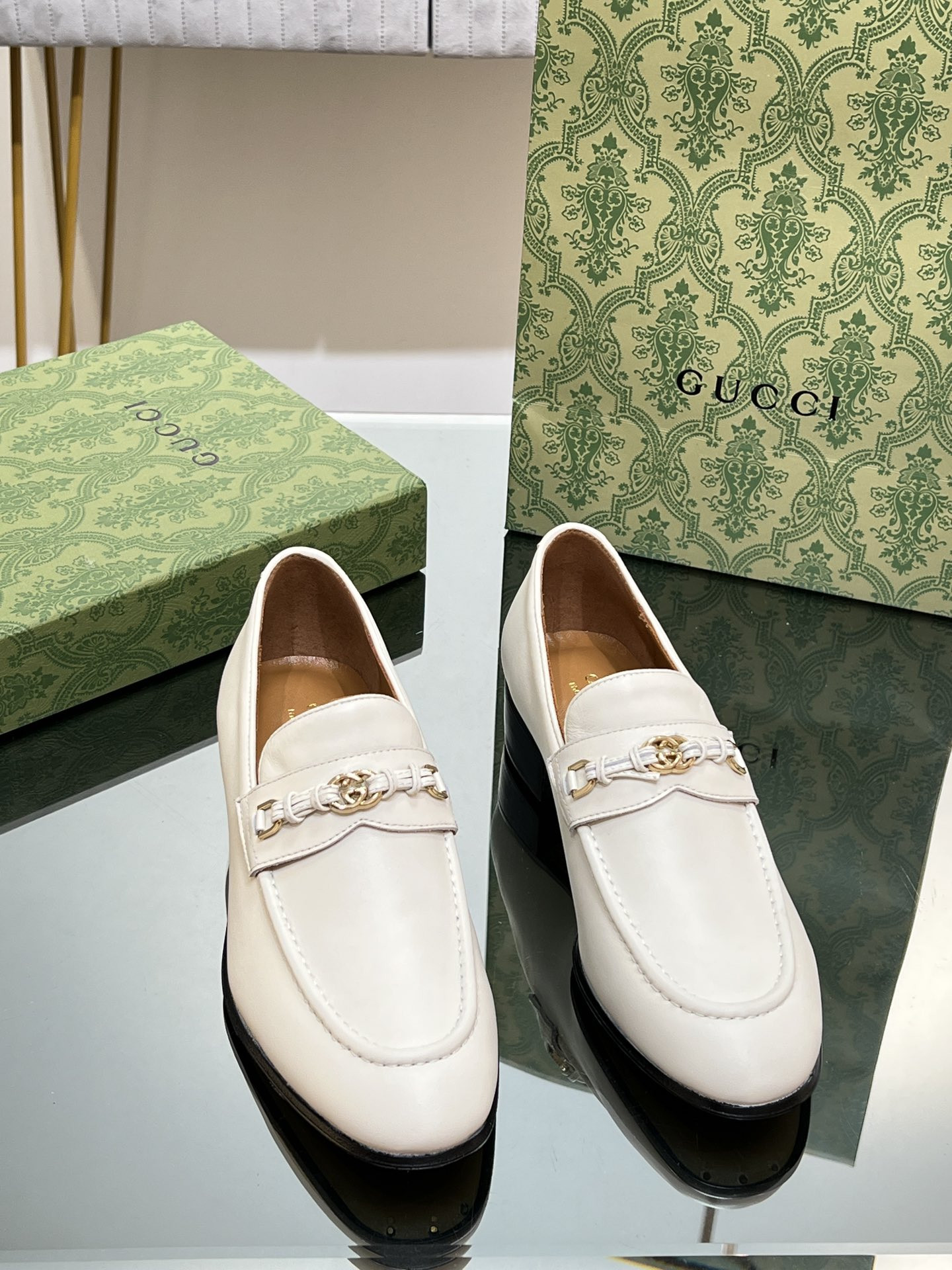 UA Gvc*1 INTERLOCKING G LOAFER