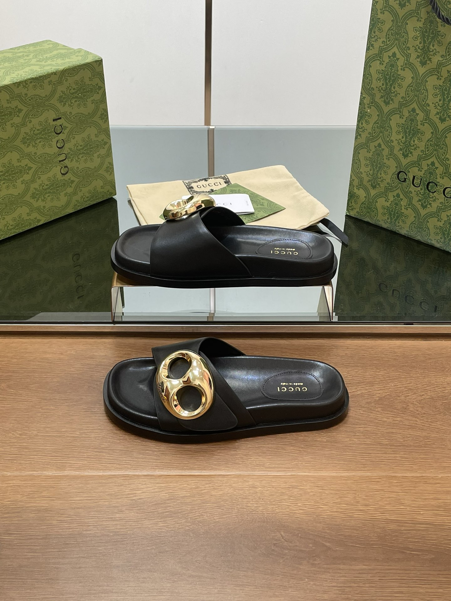 UA Gvc*1 MARINA CHAIN SLIDE SANDAL