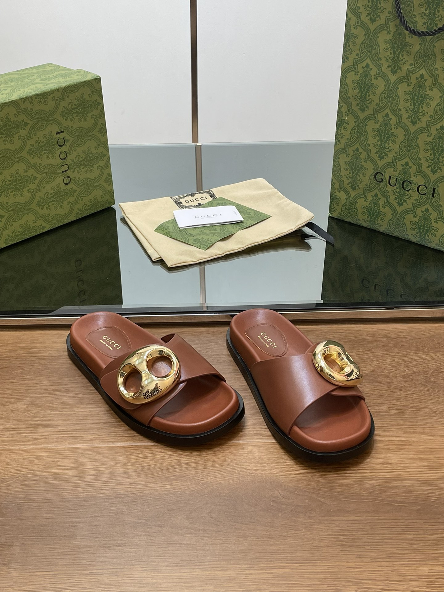 UA Gvc*1 MARINA CHAIN SLIDE SANDAL