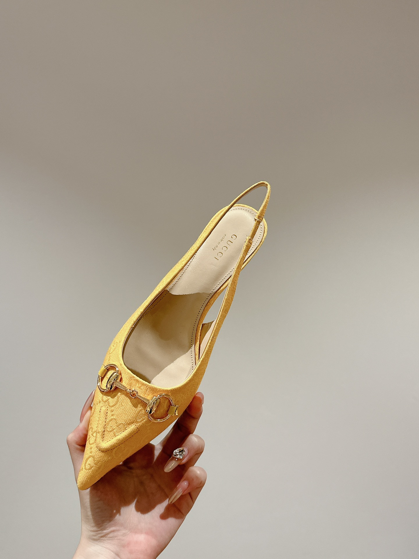 UA Gvc*1 HORSEBIT SLINGBACK PUMP LOW HEEL