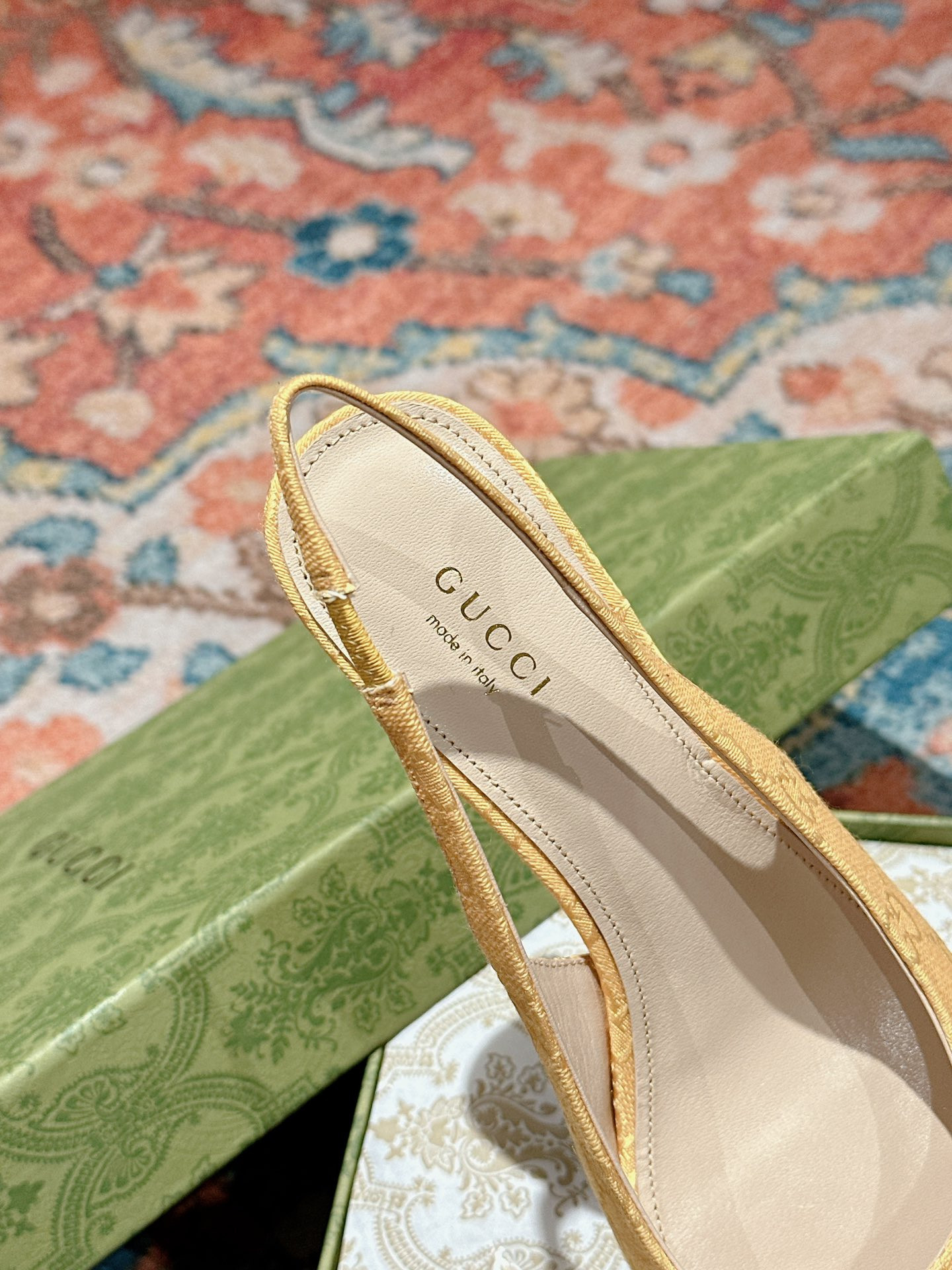 UA Gvc*1 HORSEBIT SLINGBACK PUMP LOW HEEL