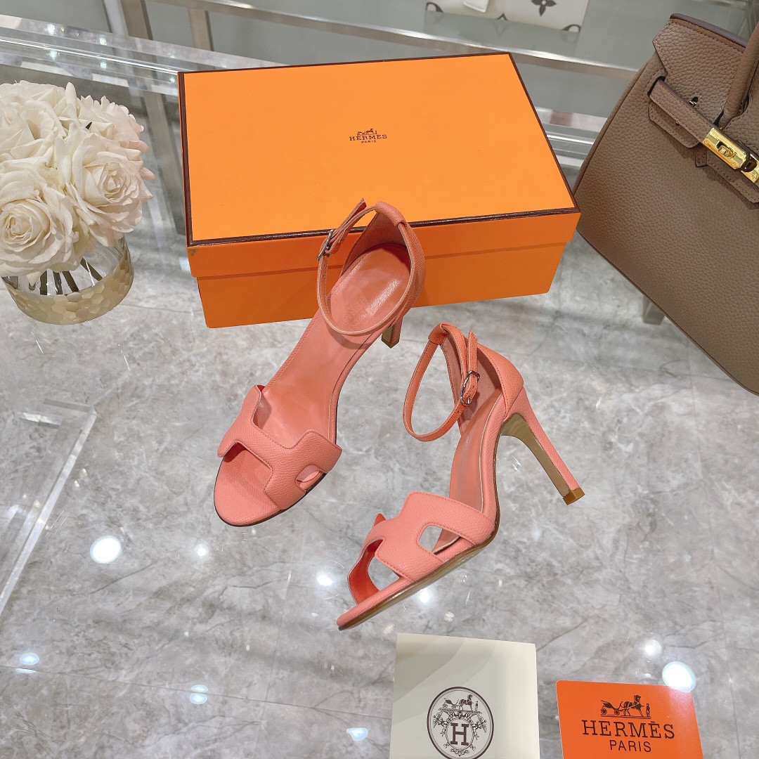 UA H**me5 Heeled Sandal