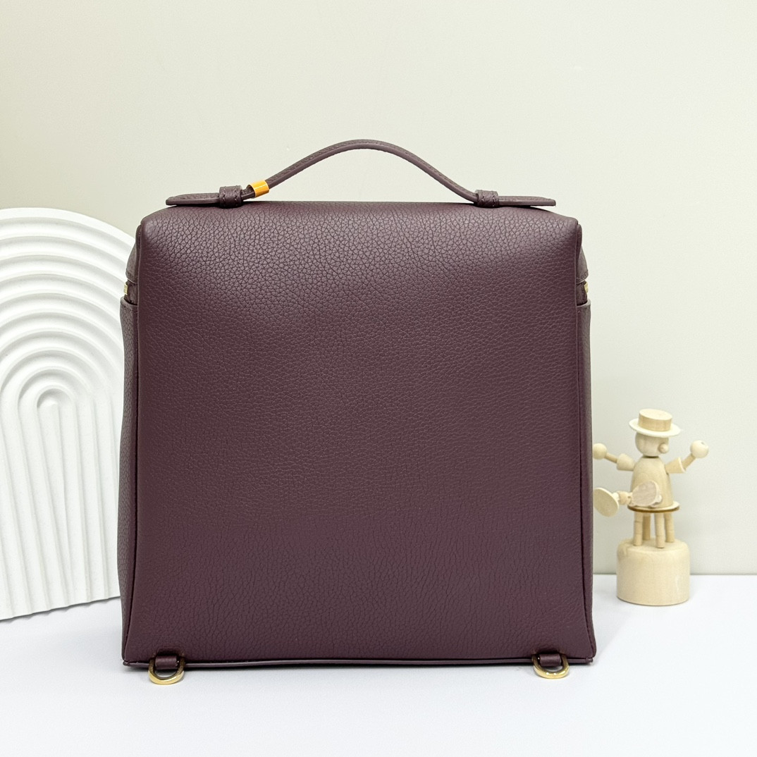 L0r0 P1ana Extra Pocket backpack L23.5 Grained Calfskin 23 x 21 x 8 cm