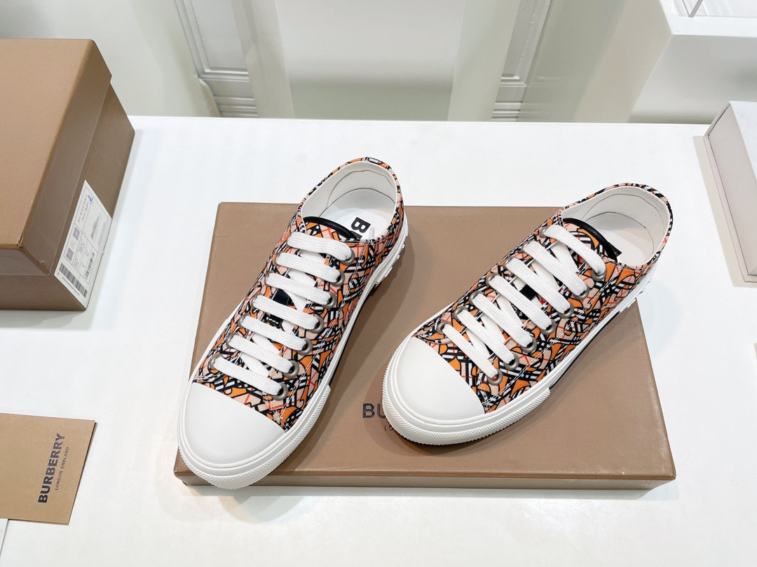 UA Bv*b*rry Sneakers