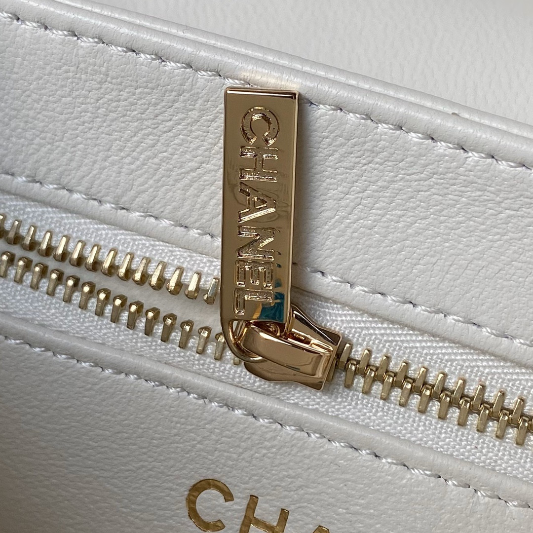 Ch**el Trendy CC 23S 14.5 × 19.5 × 8 cm