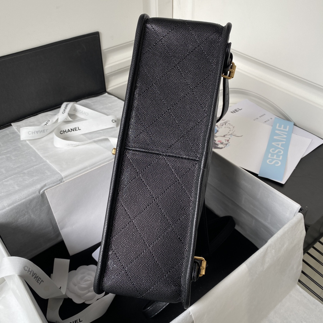 Ch**el 22K 31.5x31x9cm