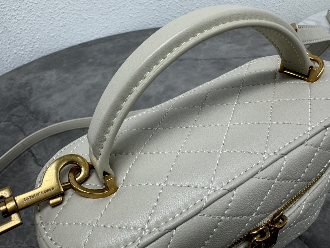 Y51 GABY VANITY BAG IN LAMBSKIN 18 X 11 X 6.5 CM