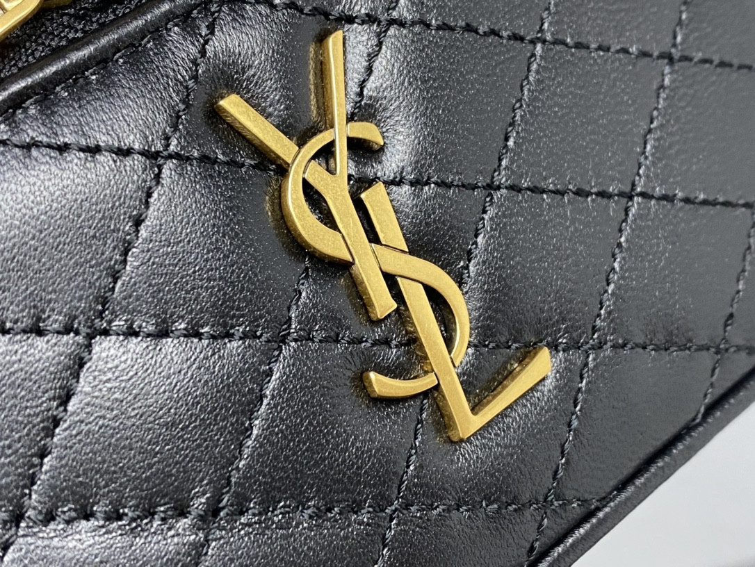 Y51 GABY VANITY BAG IN LAMBSKIN 18 X 11 X 6.5 CM