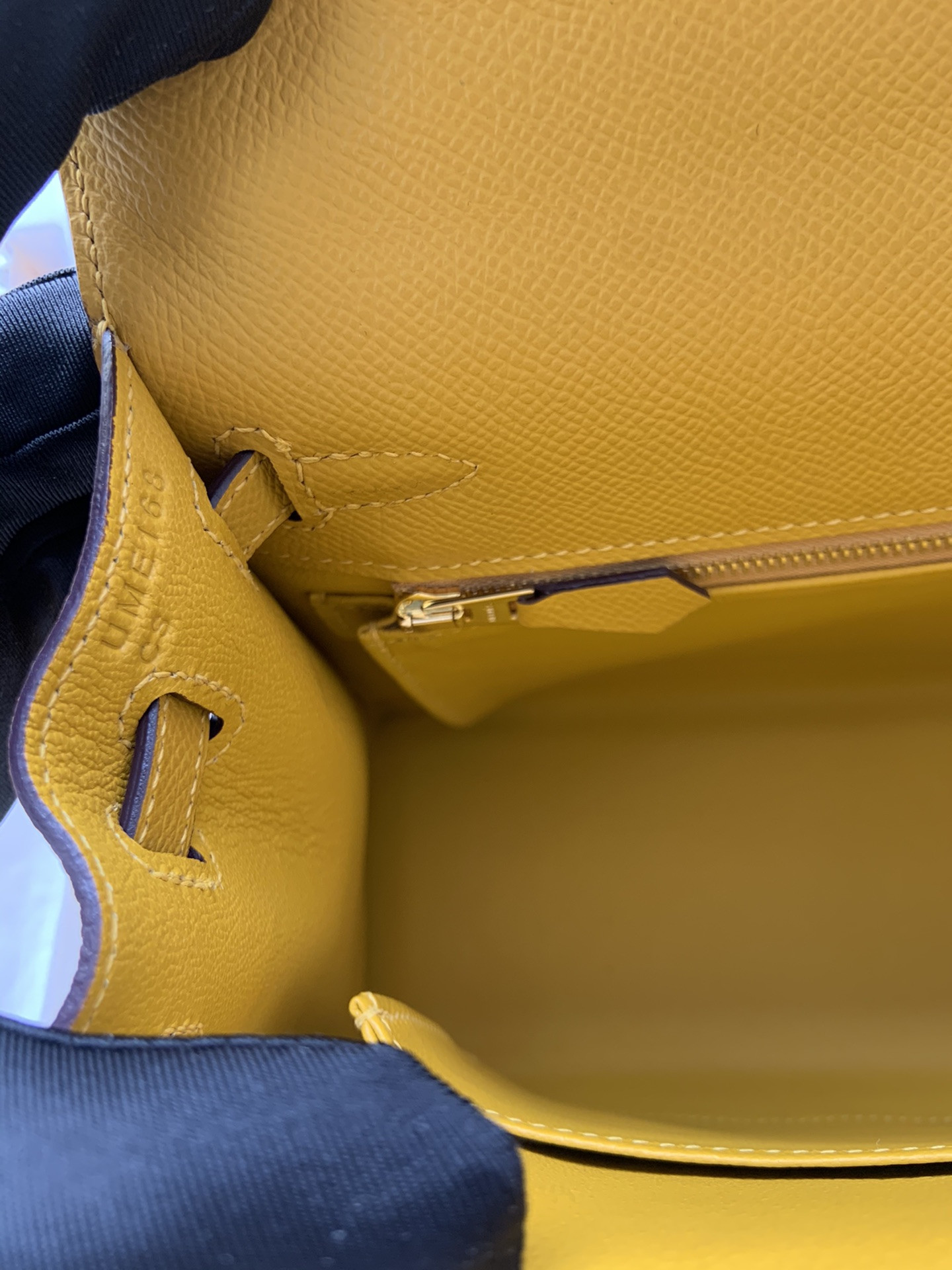 H**me5 Kelly Gold-tone Hardware 25 28