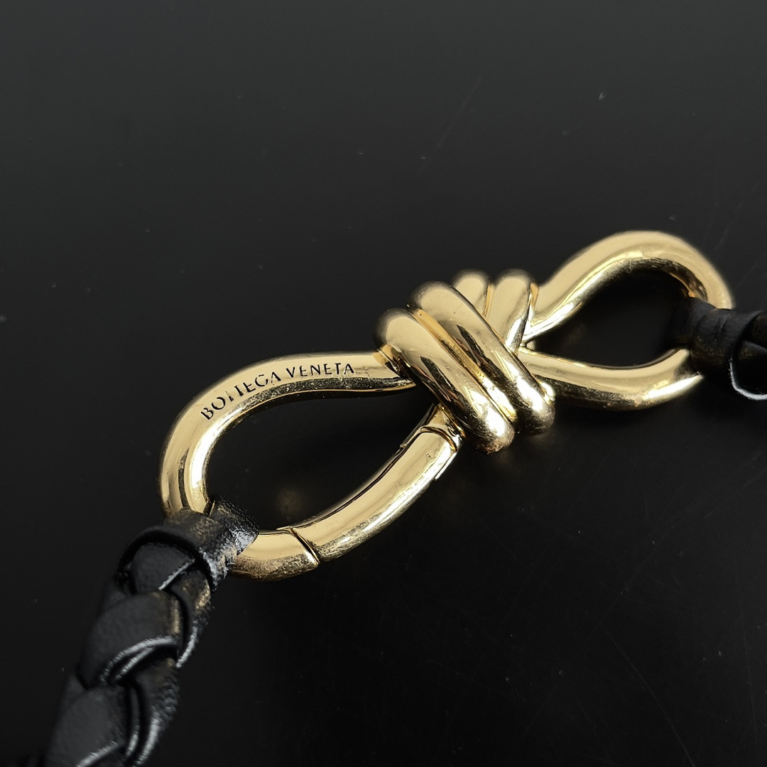 B0tt*ga Ven*ta East-West Andiamo 29x10x18CM