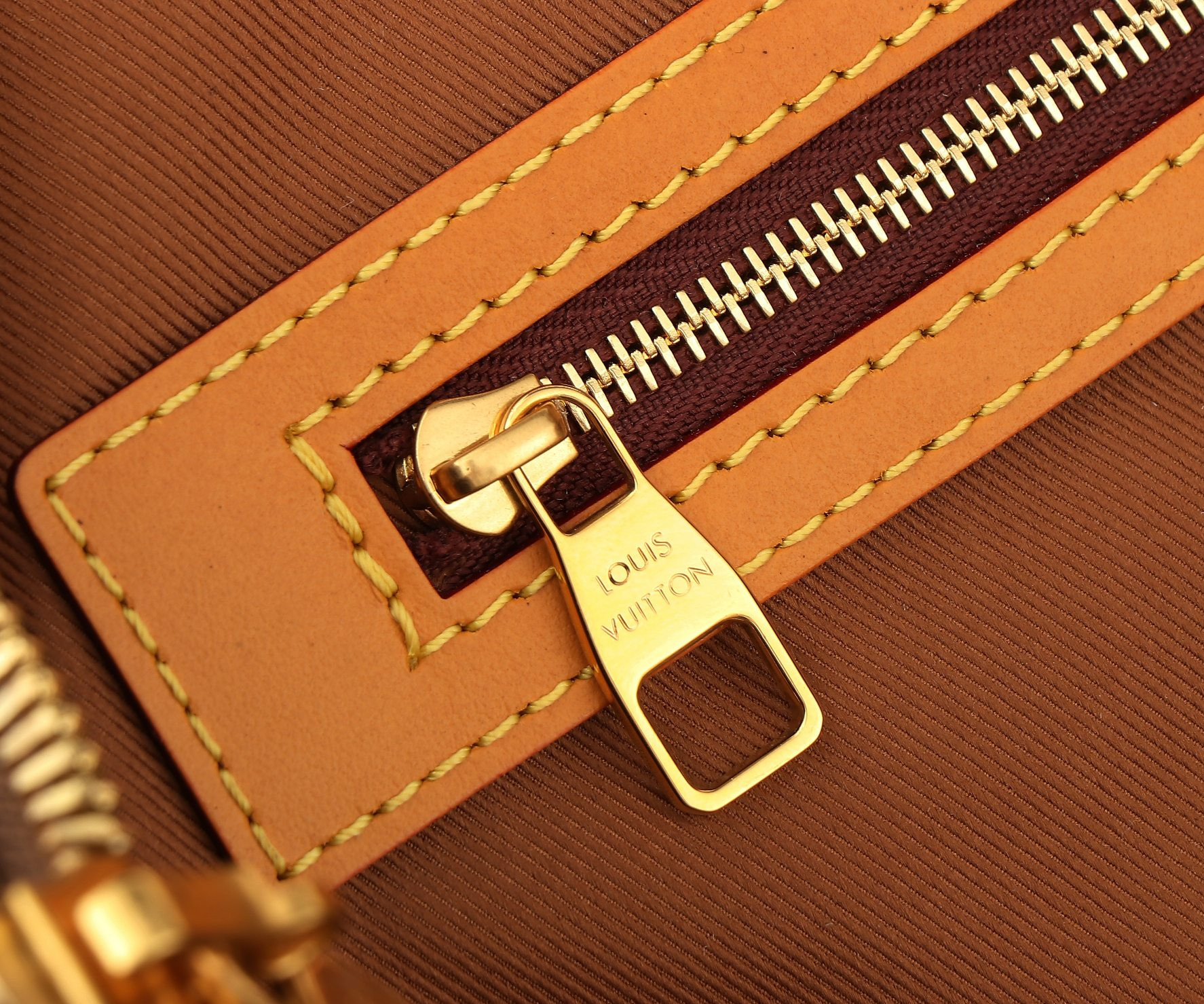 LV Keepall Bandoulière 50 24SS Marque L.Vvtt0n Déposée M11541 50x29x23CM