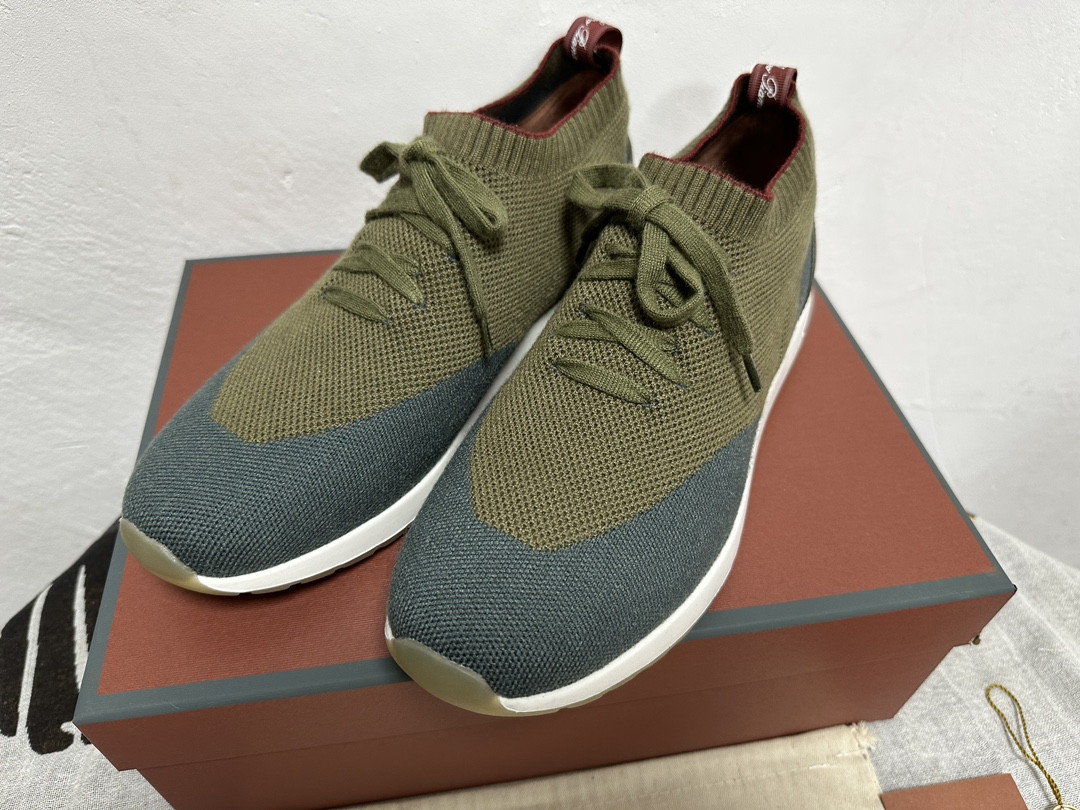 UA L0r0 P1ana 360 LP Flexy Walk Sneaker