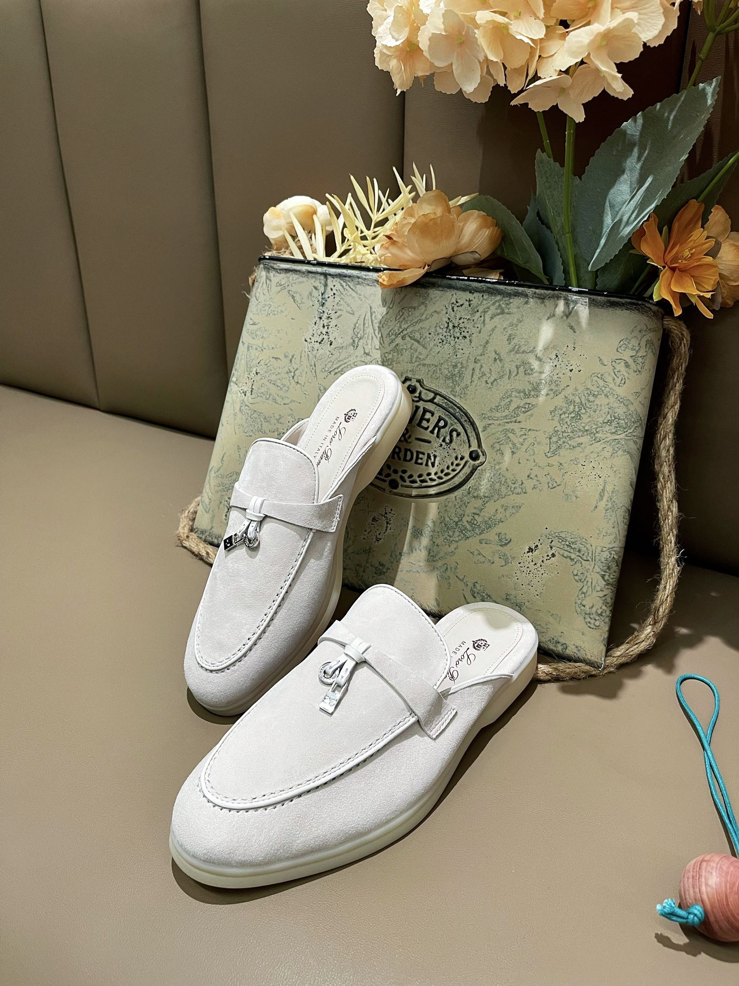 UA L0r0 P1ana Babouche Charms Walk Loafers